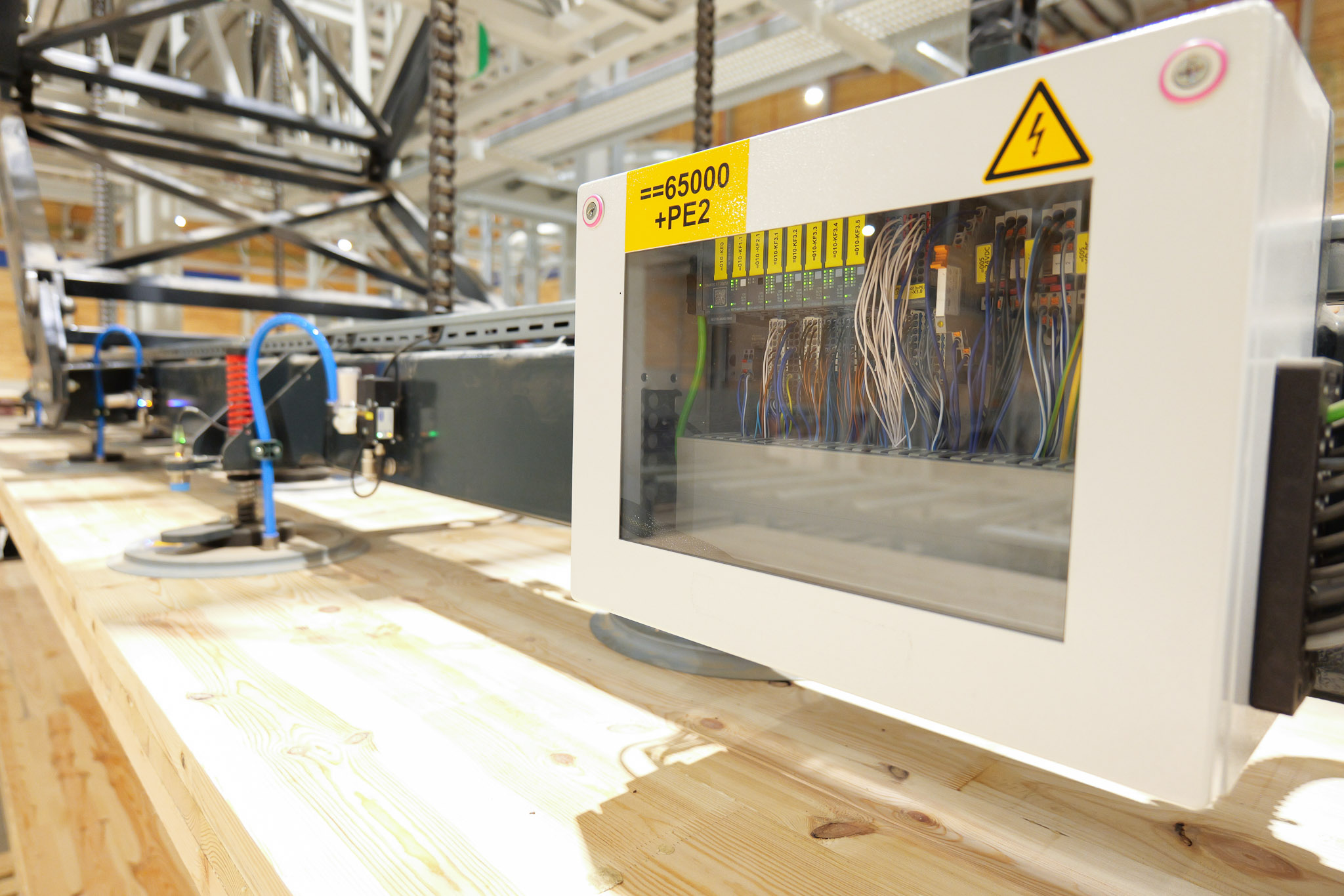 CLT Vacuum Manipulator